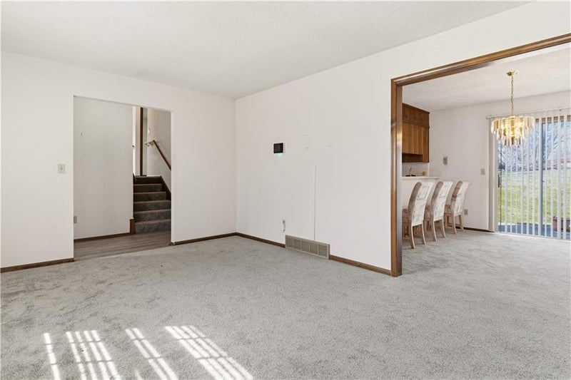 11618 Manchester Ave, Kansas City, MO 64134