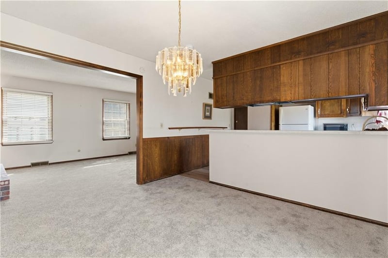 11618 Manchester Ave, Kansas City, MO 64134