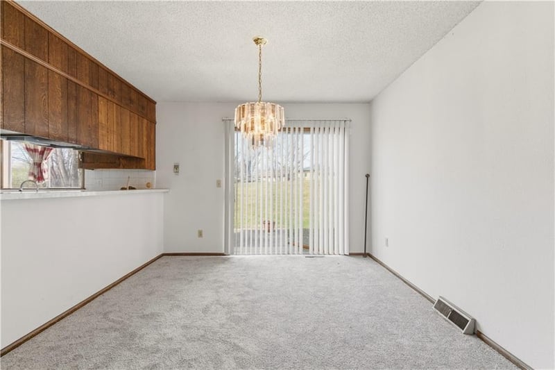 11618 Manchester Ave, Kansas City, MO 64134