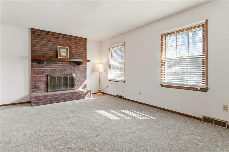 11618 Manchester Ave, Kansas City, MO 64134