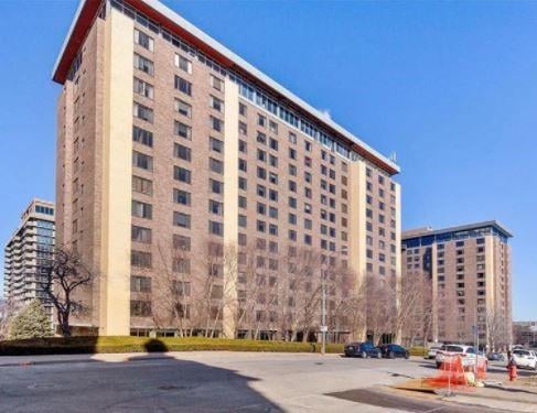 600 8th St #12N, Kansas City, MO 64106