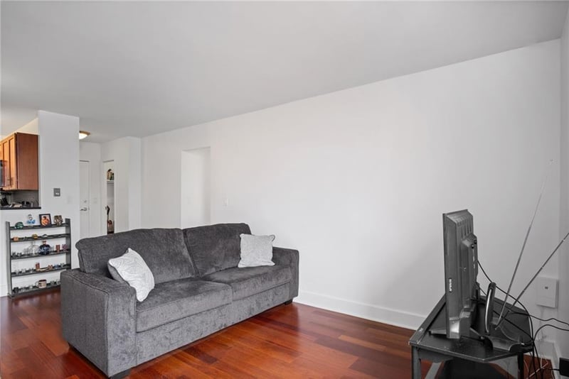 600 E 8th St #12N, Kansas City, MO 64106