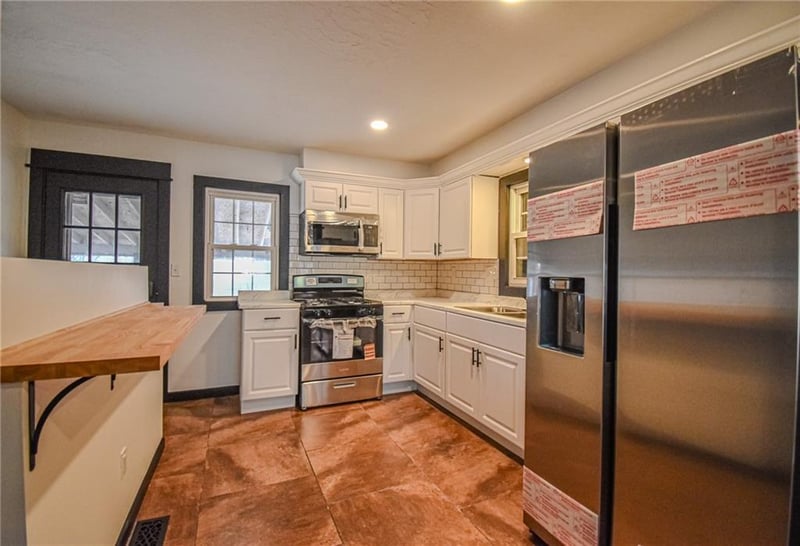 4326 Laurel Ave, Kansas City, MO 64133