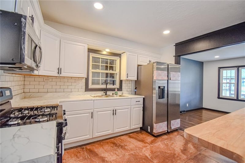 4326 Laurel Ave, Kansas City, MO 64133