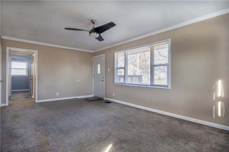 442 Eulich St, St Joseph, MO 64501