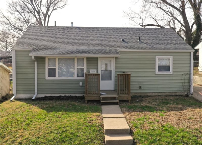 442 Eulich St, St Joseph, MO 64501