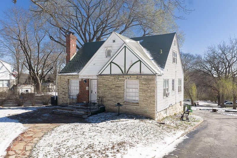 1301 69th St, Kansas City, KS 66102