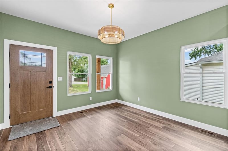 314 4th St, Cameron, MO 64429