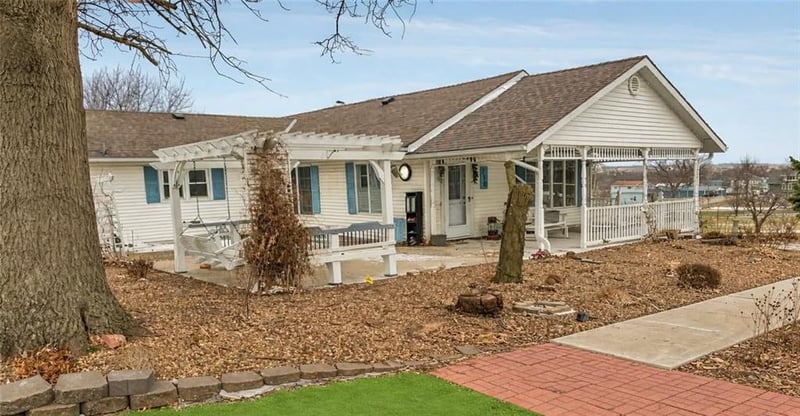 310 Berry St, Conception Jct, MO 64434