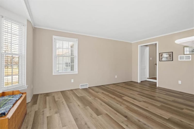 6517 77th Ter, Overland Park, KS 66204