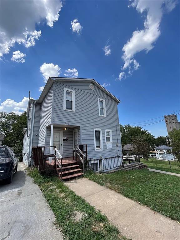 206 S Washington St, Warrensburg, MO 64093