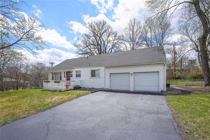 4111 106th Ter, Kansas City, MO 64137