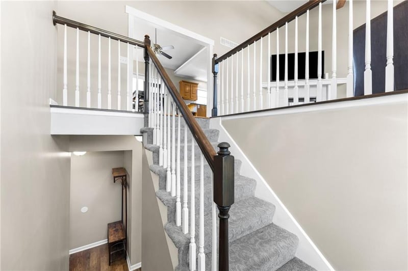 715 Madison Creek Ct, Raymore, MO 64083