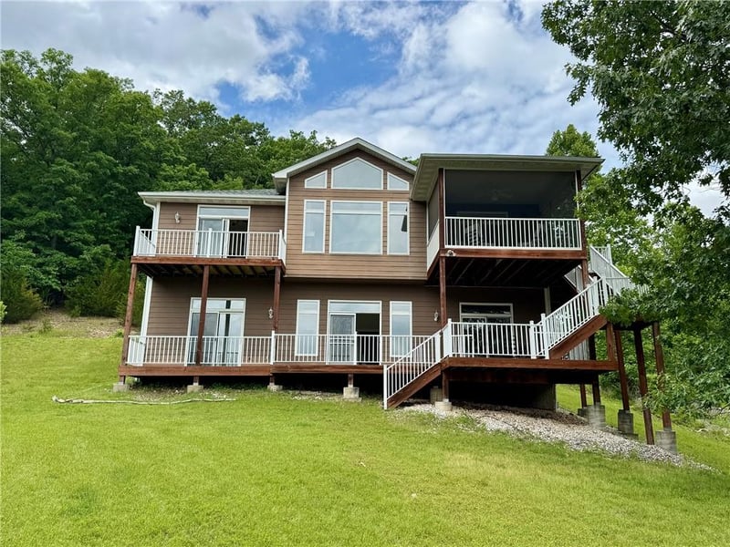 307 Ledgestone Estates Ln, Sunrise Beach, MO 65079