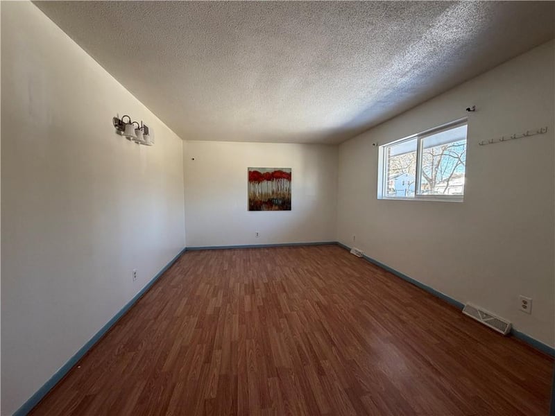 2125 88 St, Kansas City, KS 66109