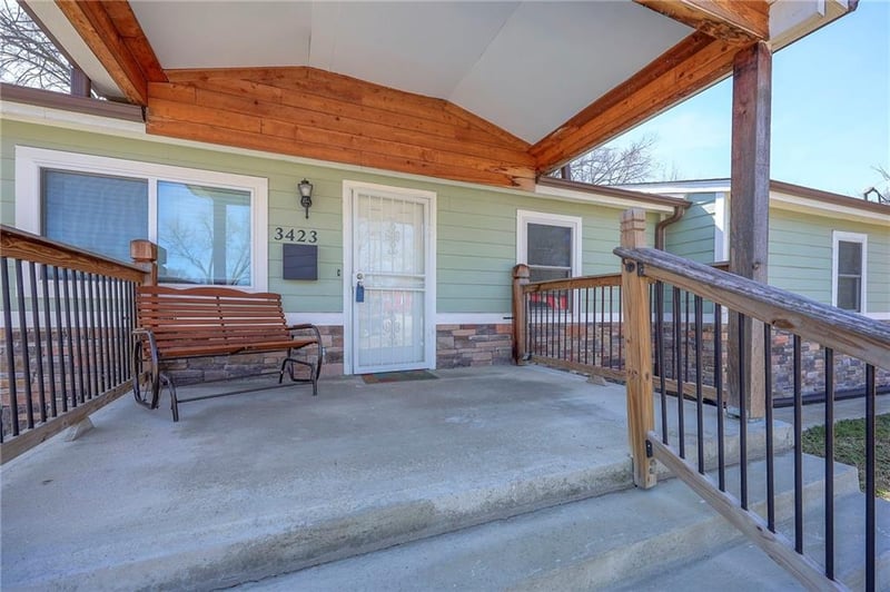 3423 Yecker Ave, Kansas City, KS 66104
