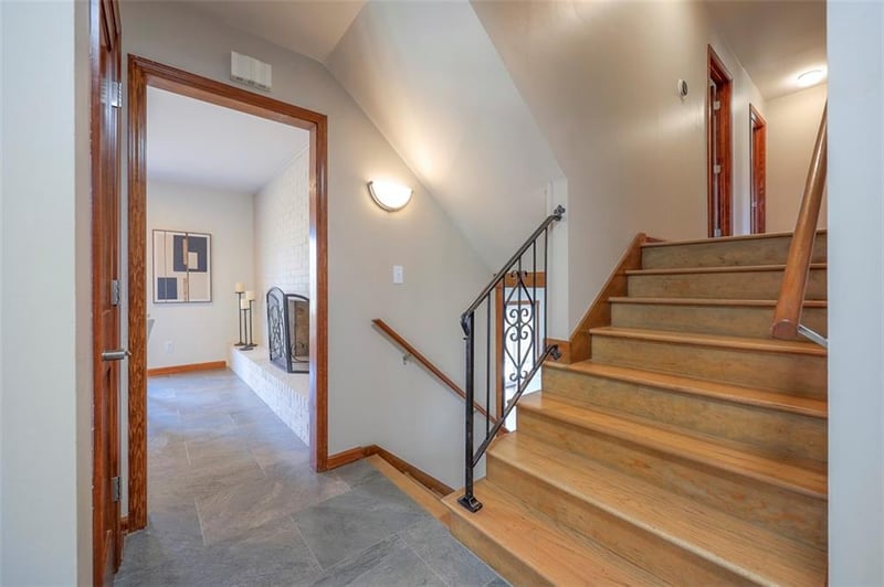 10923 Lydia Ave, Kansas City, MO 64131