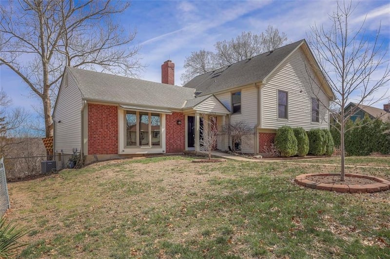 10923 Lydia Ave, Kansas City, MO 64131