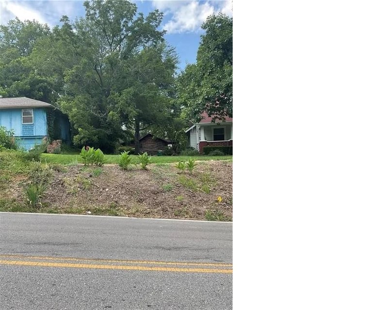 11313 Sheley Rd, Independence, MO 64053
