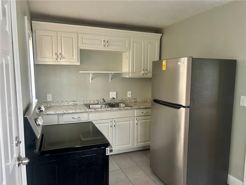 5601 E 27th Ter, Kansas City, MO 64128