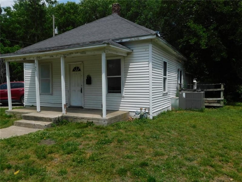 305 Forest St, Pittsburg, KS 66762