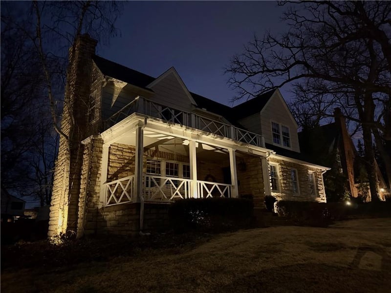 425 49th Ter, Kansas City, MO 64112