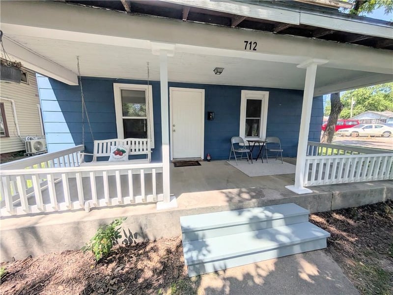 712 Jefferson Ave, Iola, KS 66749