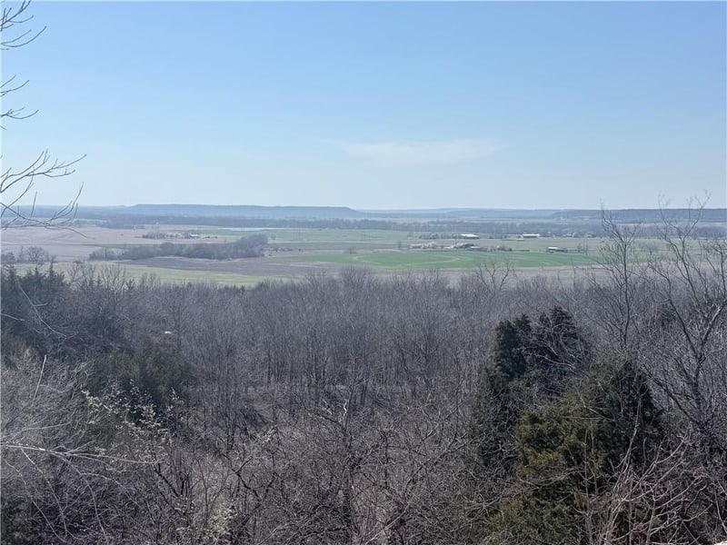 5886 Cr 3570 Rd, Independence, KS 67301