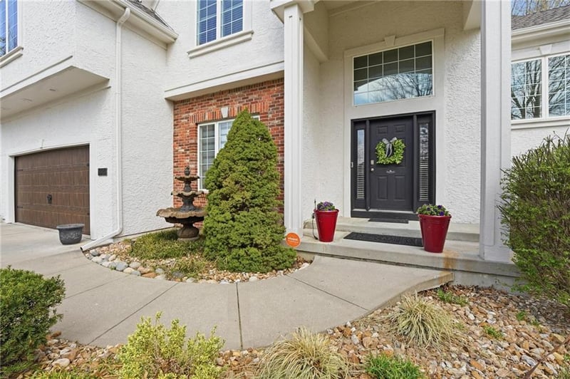 8509 Eastern Ave, Kansas City, MO 64157