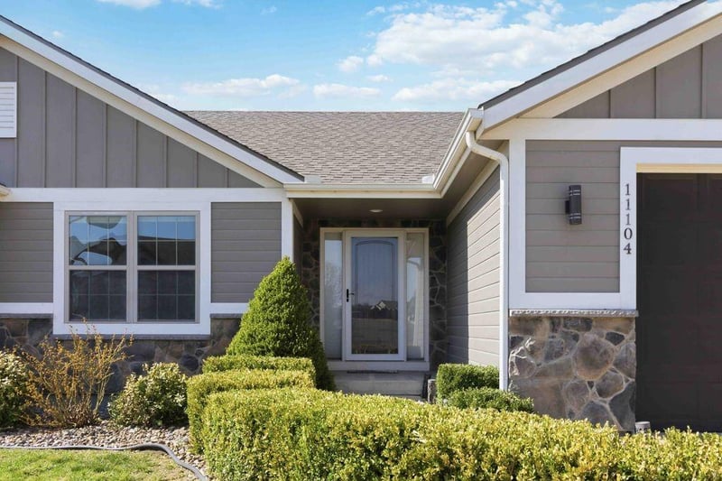 11104 Belleview Ave, Kansas City, MO 64155