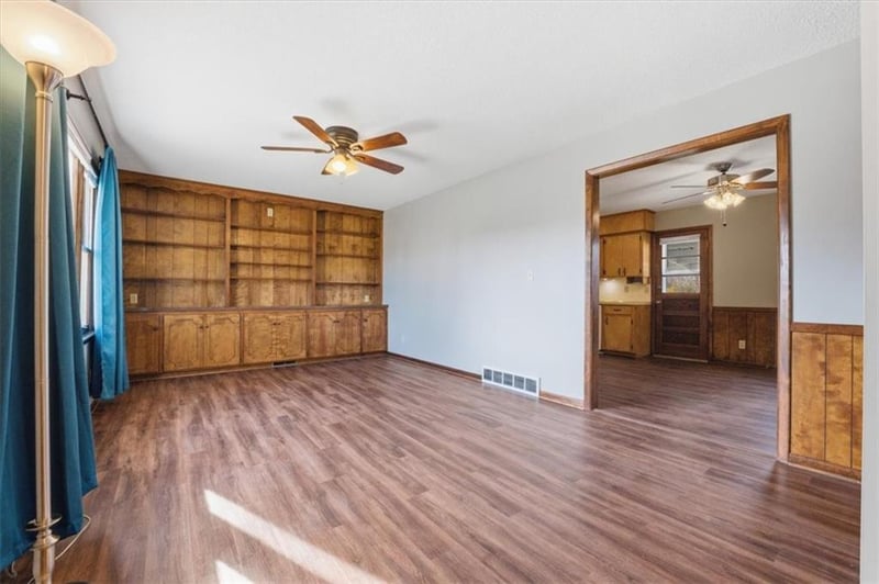 3504 106th Ter, Kansas City, MO 64137