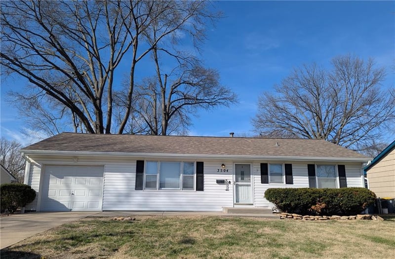 3504 106th Ter, Kansas City, MO 64137