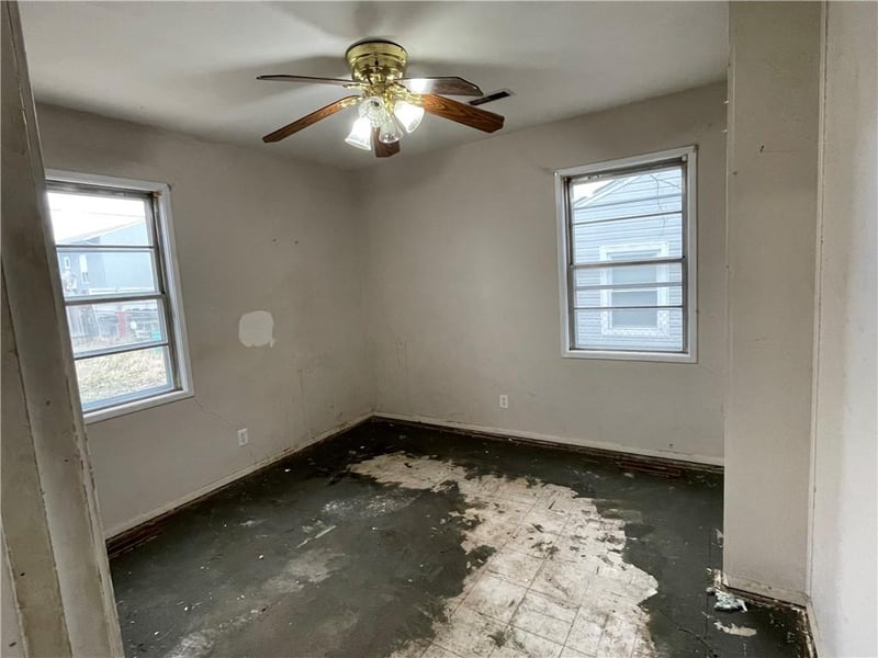2508 Moundview Dr, Lawrence, KS 66049