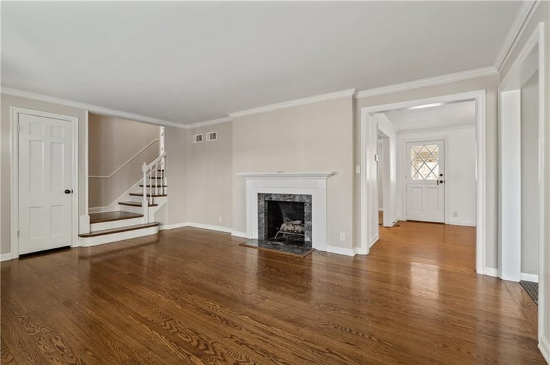 616 E 66th St, Kansas City, MO 64131