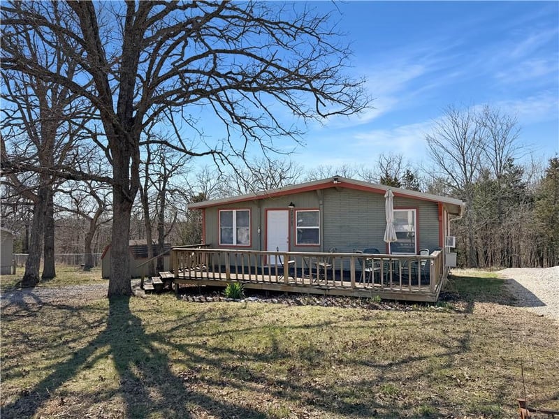 29703 Bobcat Dr, Warsaw, MO 65355