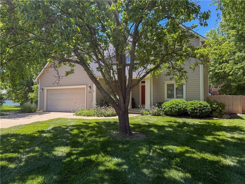 413 Terri Ct, Lawrence, KS 66049