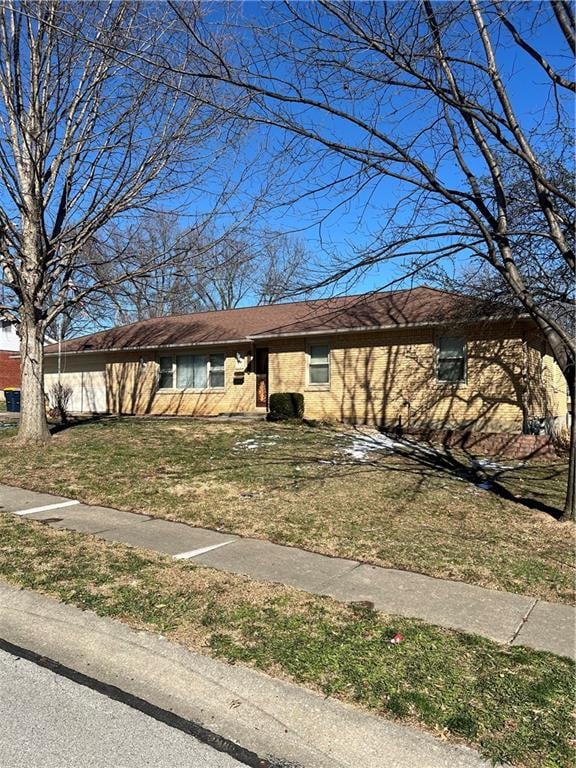 8613 Boone St, Kansas City, MO 64155