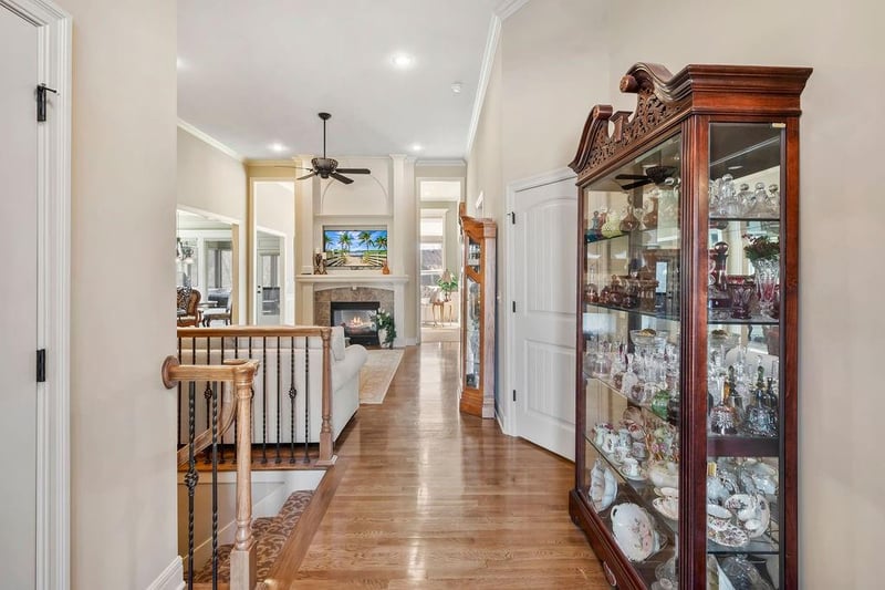 15917 29th Street Ct, Independence, MO 64055