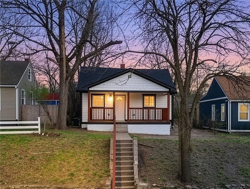 3837 Olive St, Kansas City, MO 64109