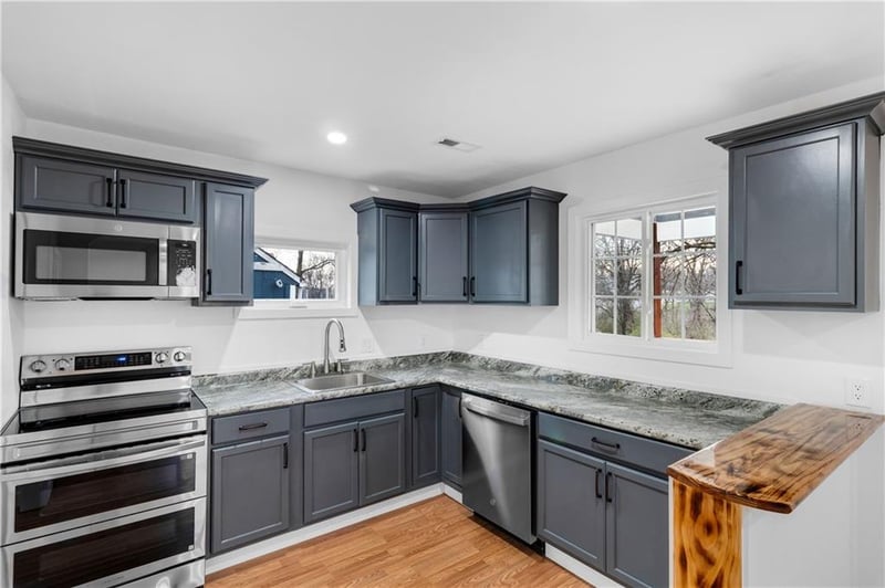 3837 Olive St, Kansas City, MO 64109