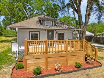 2308 NW 53rd Ter, Kansas City, MO 64151