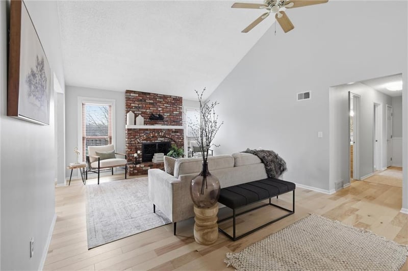 1905 78th St, Kansas City, MO 64118