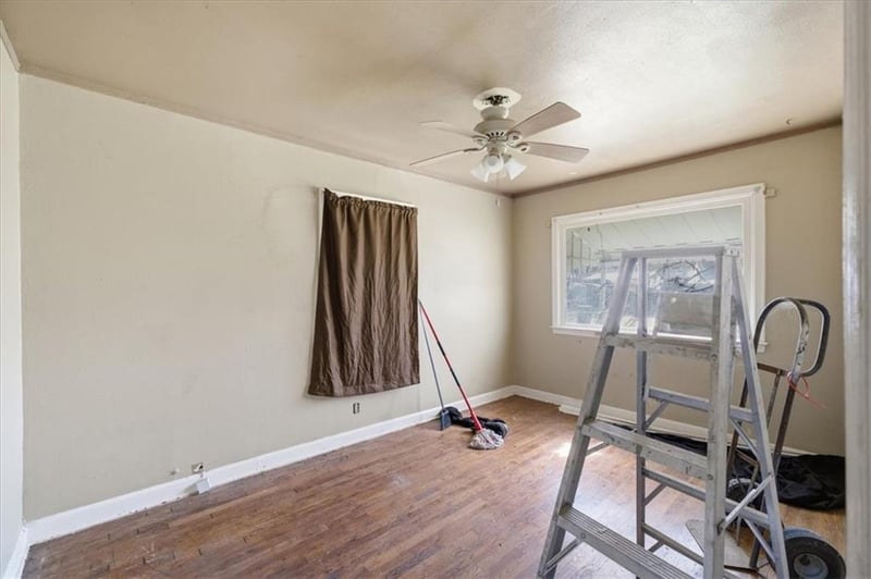 4326 Monroe Ave, Kansas City, MO 64130