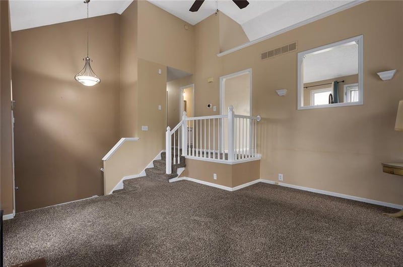 8603 110th Ter, Kansas City, MO 64157