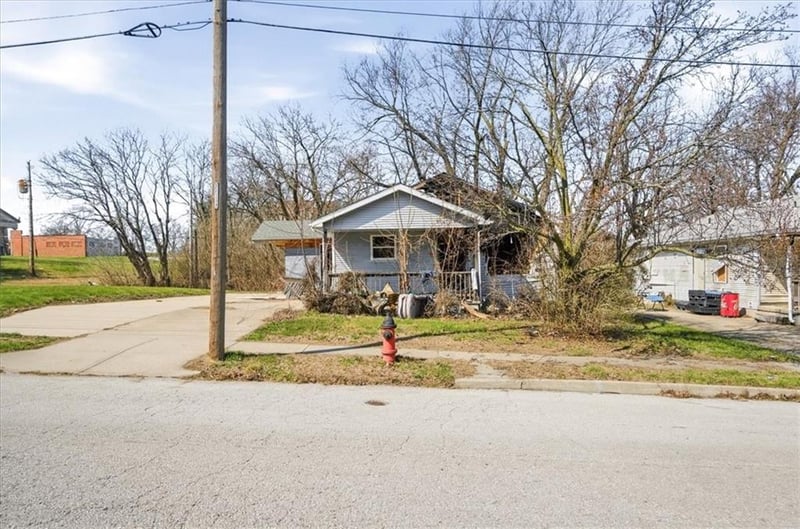 3120 Highland Ave, Kansas City, MO 64109