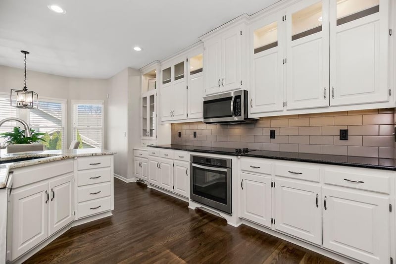 14630 NW 63rd St, Parkville, MO 64152