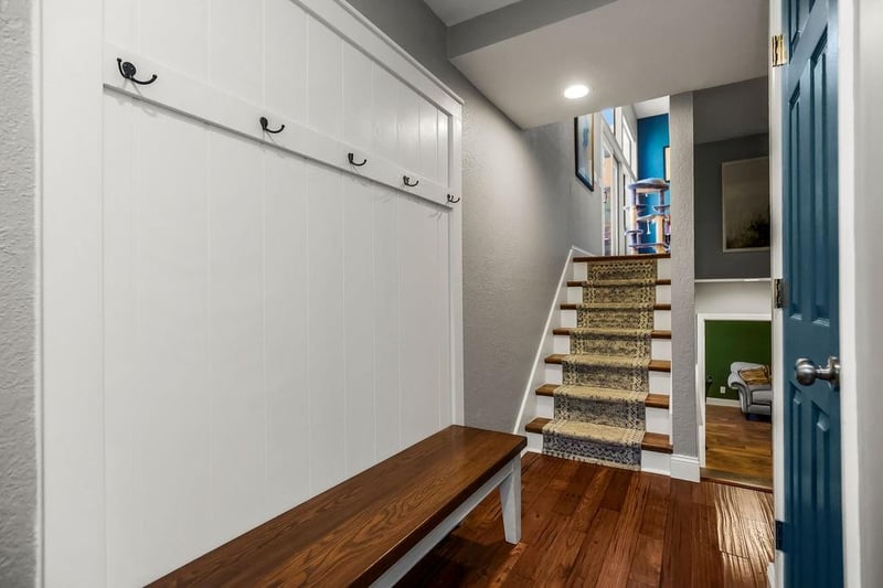 4906 Barry Rd, Kansas City, MO 64154