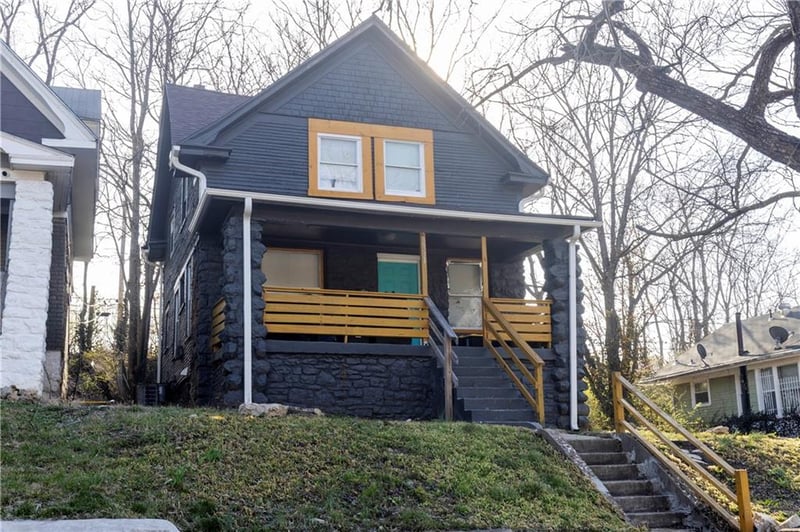 3731 Olive St, Kansas City, MO 64109