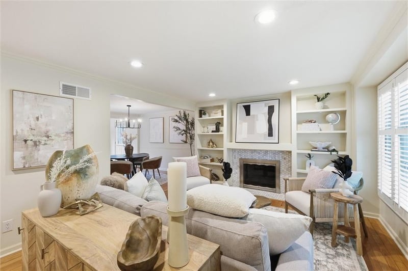 3901 73rd Ter, Prairie Village, KS 66208