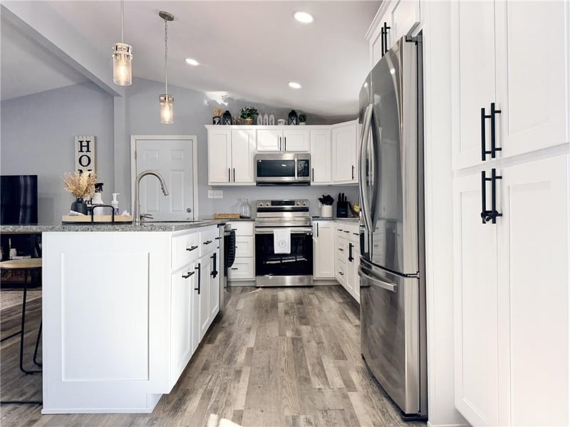 810 Town And Country Ln, Trenton, MO 64683